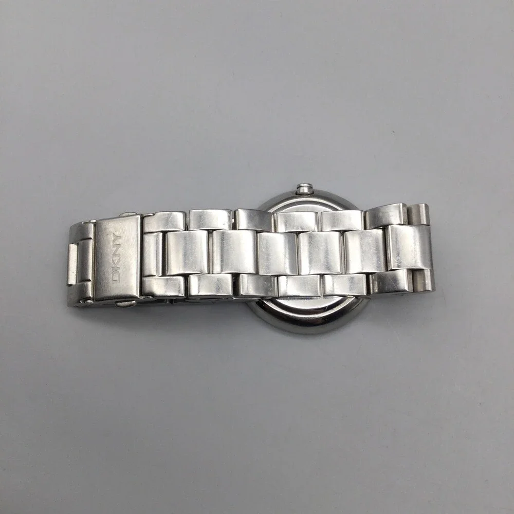 DKNY Womens Watch 36mm White Dial Silver Tone Stainless NY-4815 New Battery 6.5